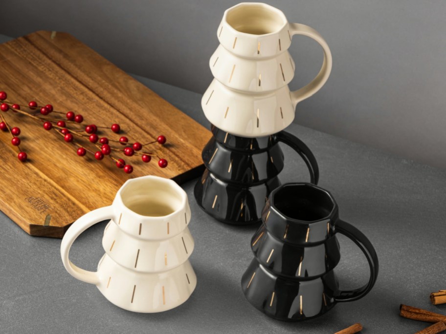 Thyme & Table Tree Mugs 4-Pack in White_Black