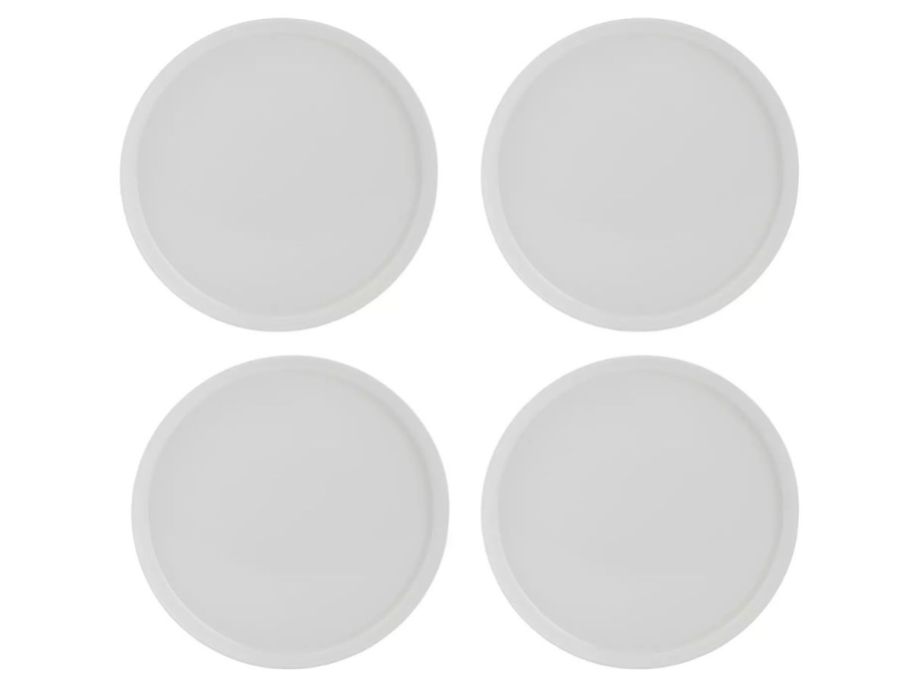 Food Network Two-Tone Melamine Dinner Plate 4-Piece Set - Ivory stock image